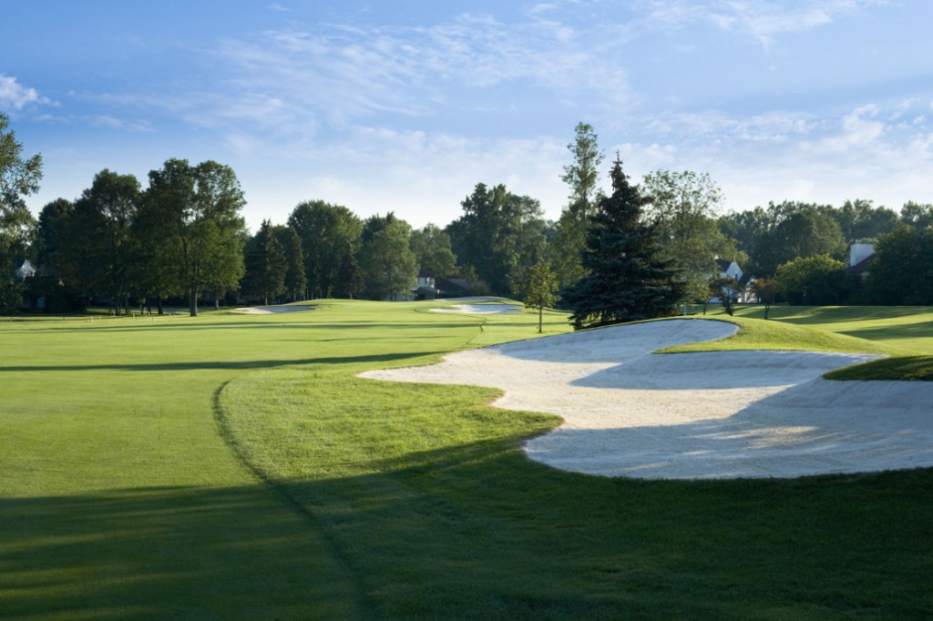 Hole 4 from the fairway bunker